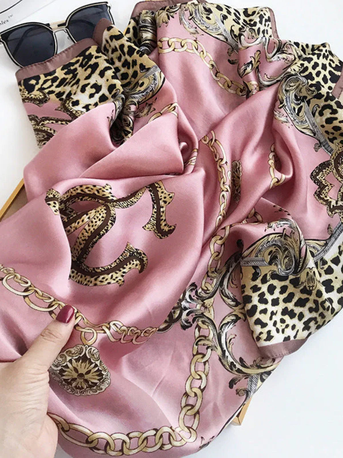 Foulard Châle Carré 100% Soie de Mûrier Imprimé 88*88cm - Image 13