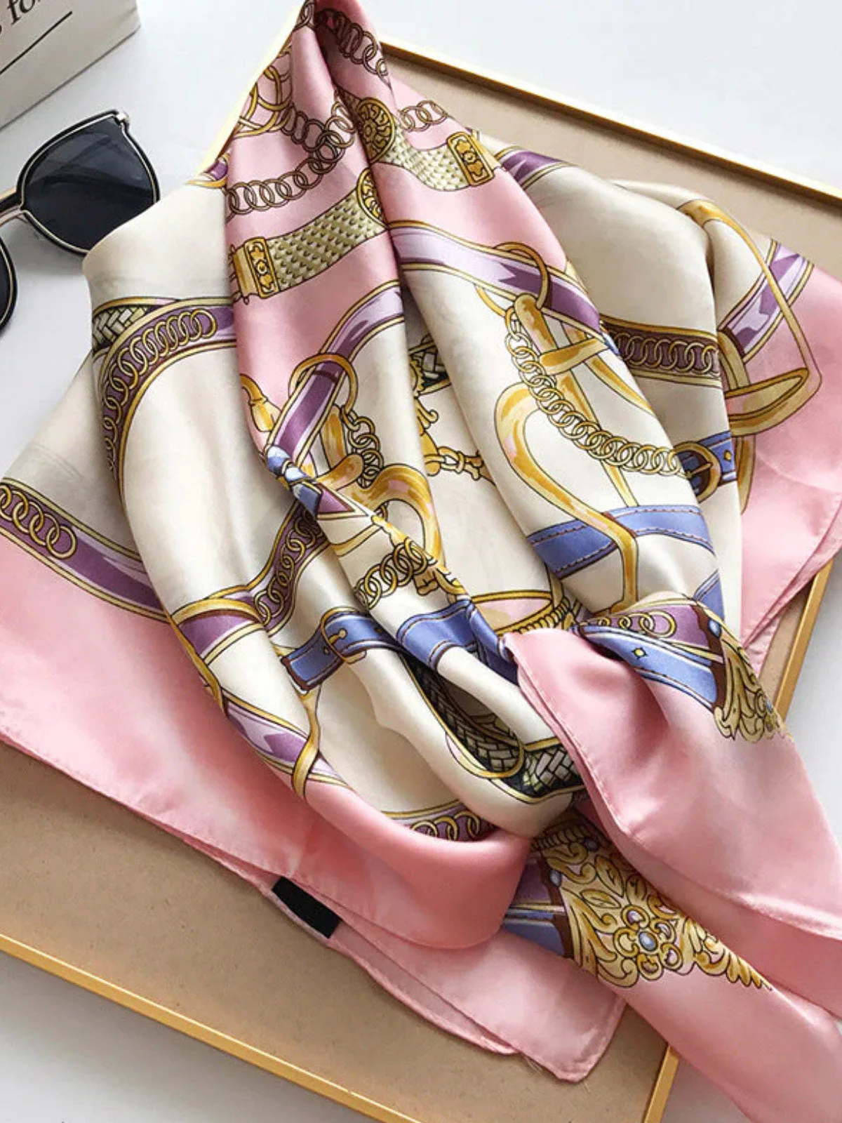 Foulard Châle Carré 100% Soie de Mûrier Imprimé 88*88cm - Image 9