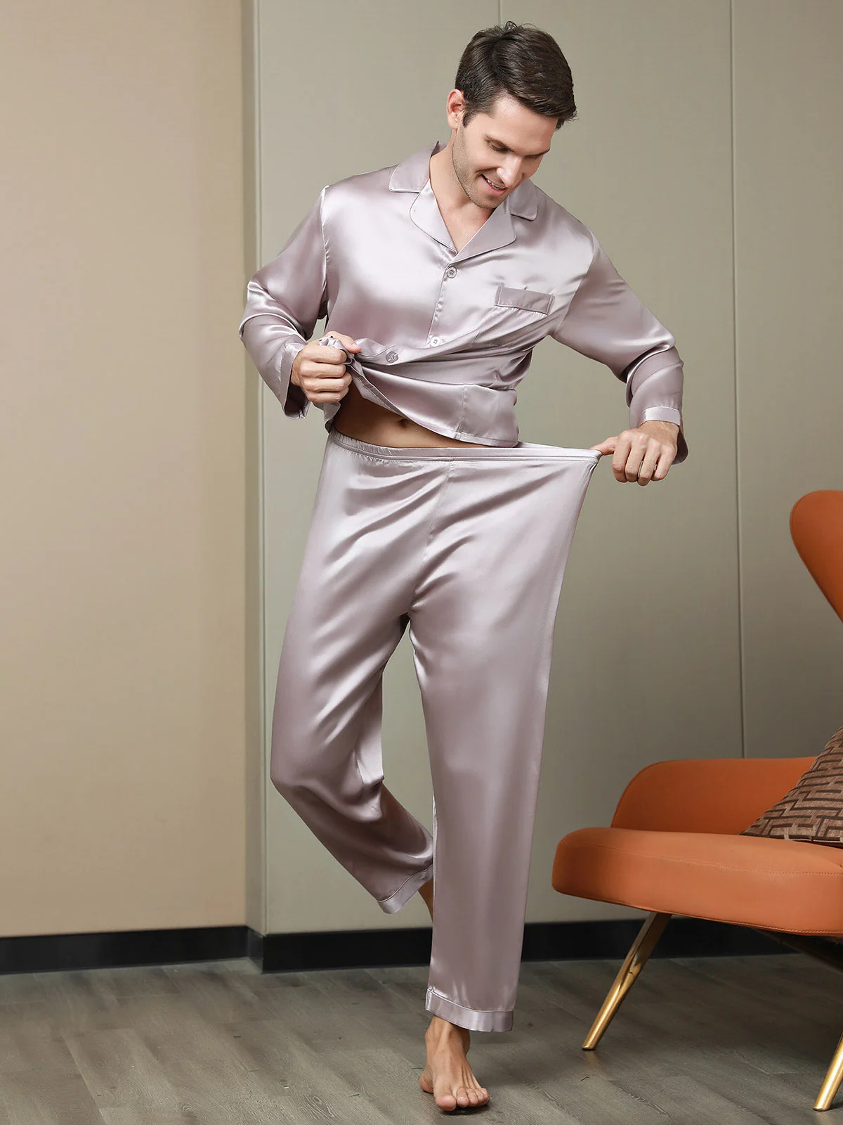 Ensemble Pyjama Pour Homme En Pure Soie À Manches Longues Avec Col À Revers Et Boutonnage - Image 32