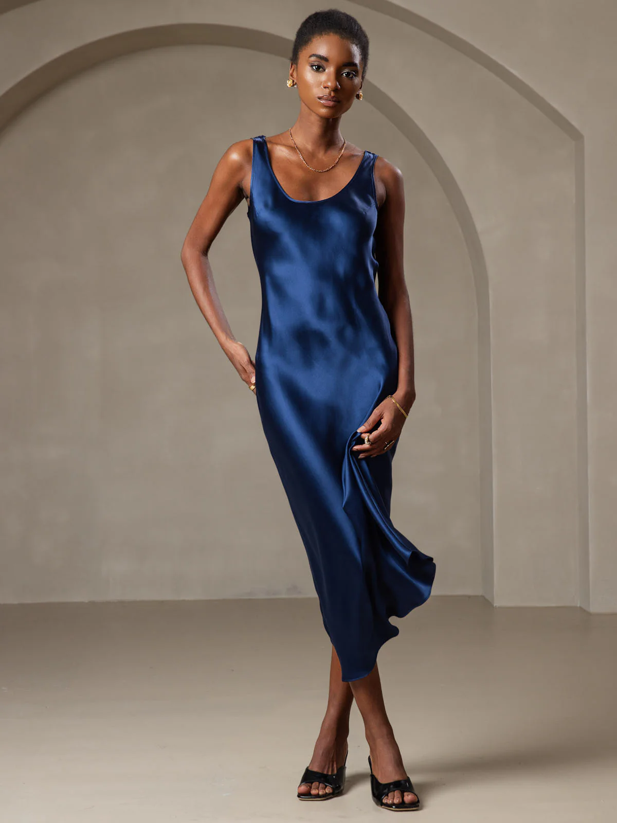 Pure Soie Sangle Larges Sans Manches Longue Robe - Image 12