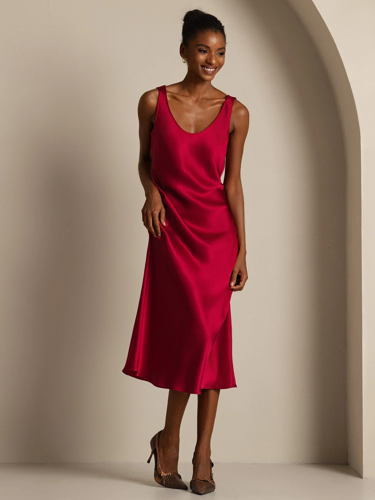 Pure Soie Sangle Larges Sans Manches Longue Robe - Image 22