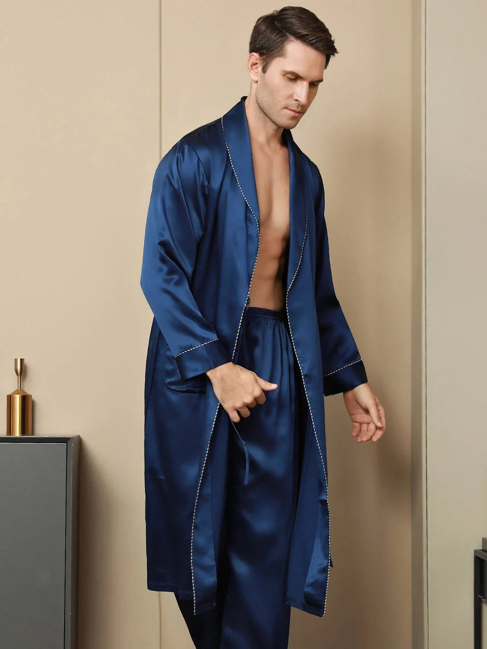 Peignoir Ceinturée Contrastante En Pure Soie (Sans Pantalon) - Image 3