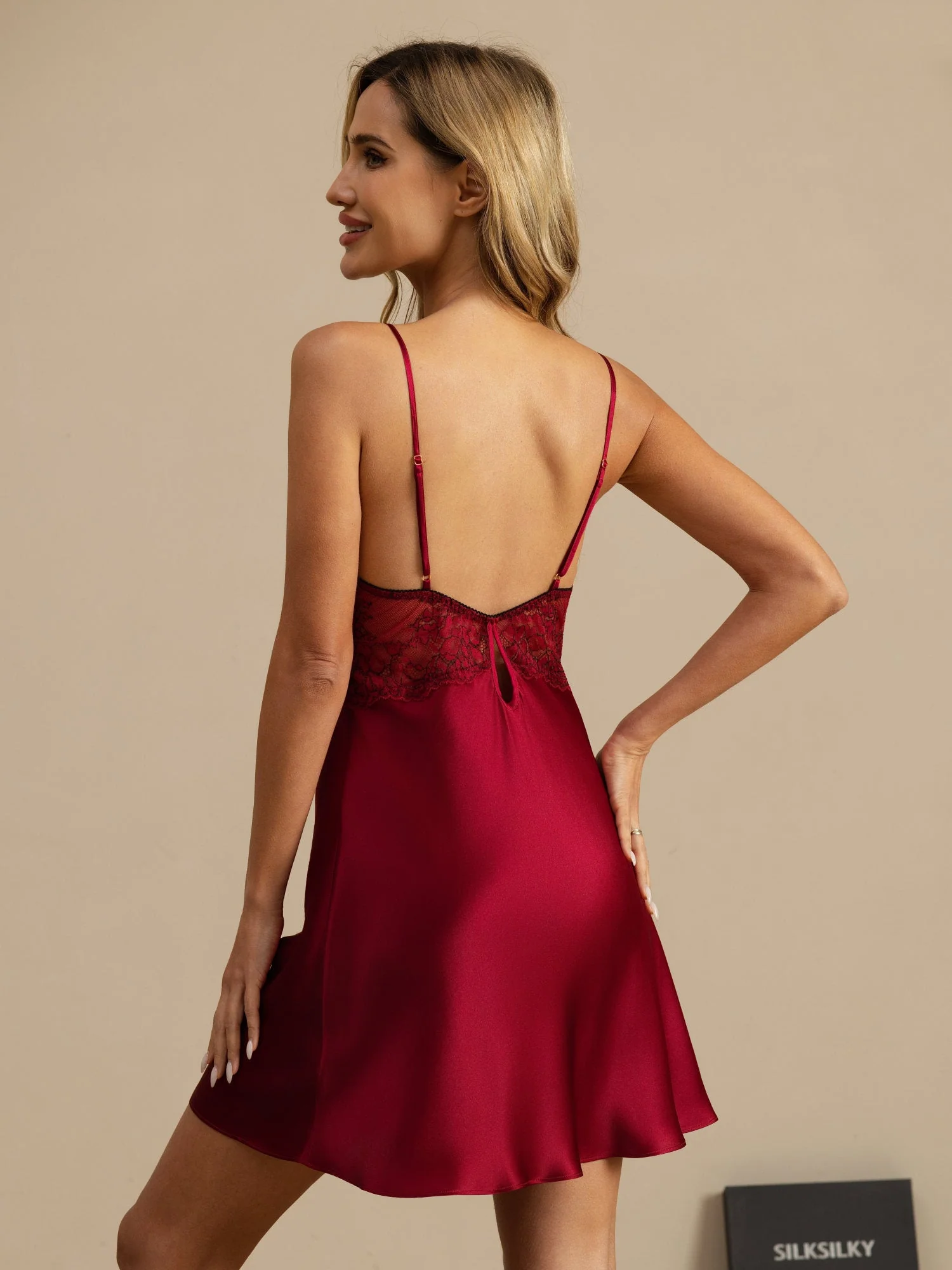 Robe de Nuit Sexy en Dentelle de Soie Pure - Image 25