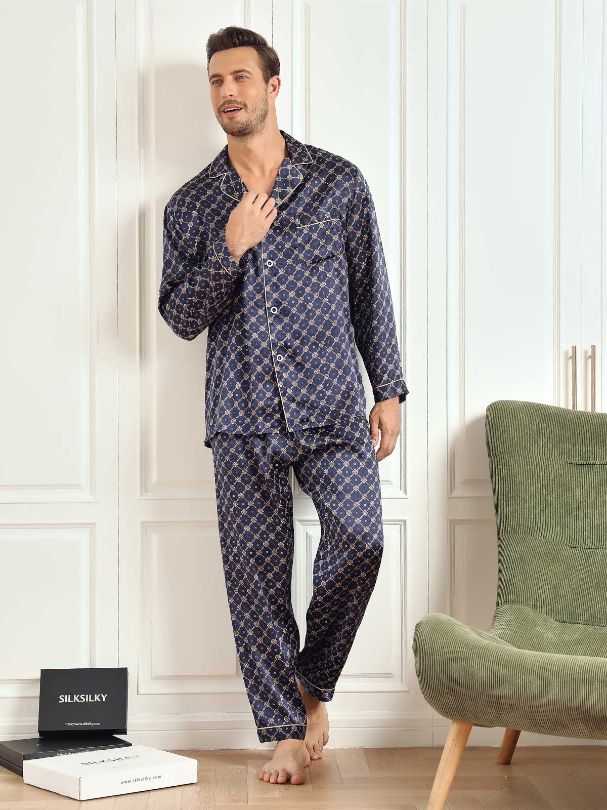 Ensemble De Pyjama Homme À Manches Longues En Soie Pure Avec Motif Chaîne Bleu Marine Et Pantalon - Image 11