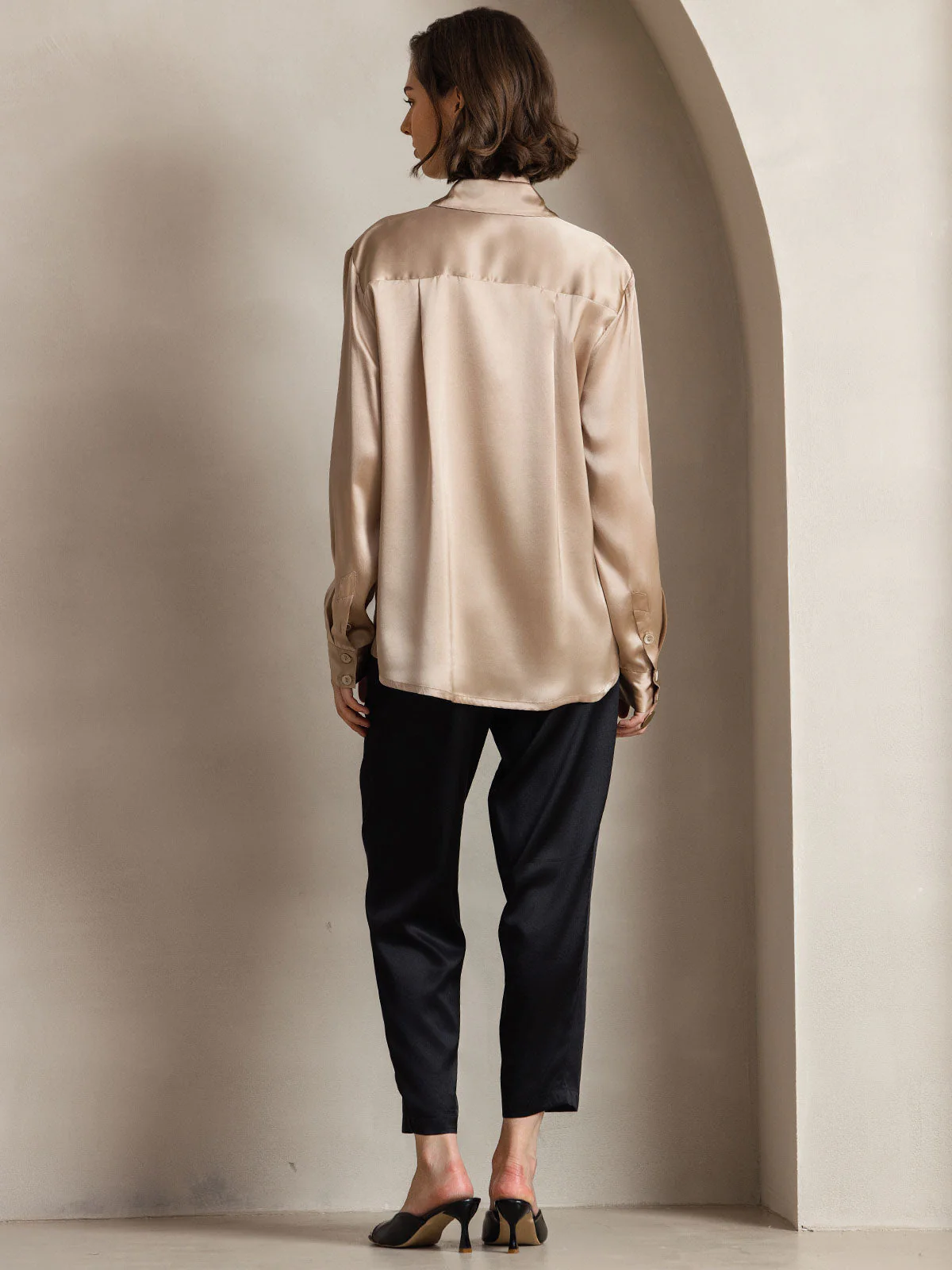Chemise à Revers Militaire Basique En Soie - Image 40