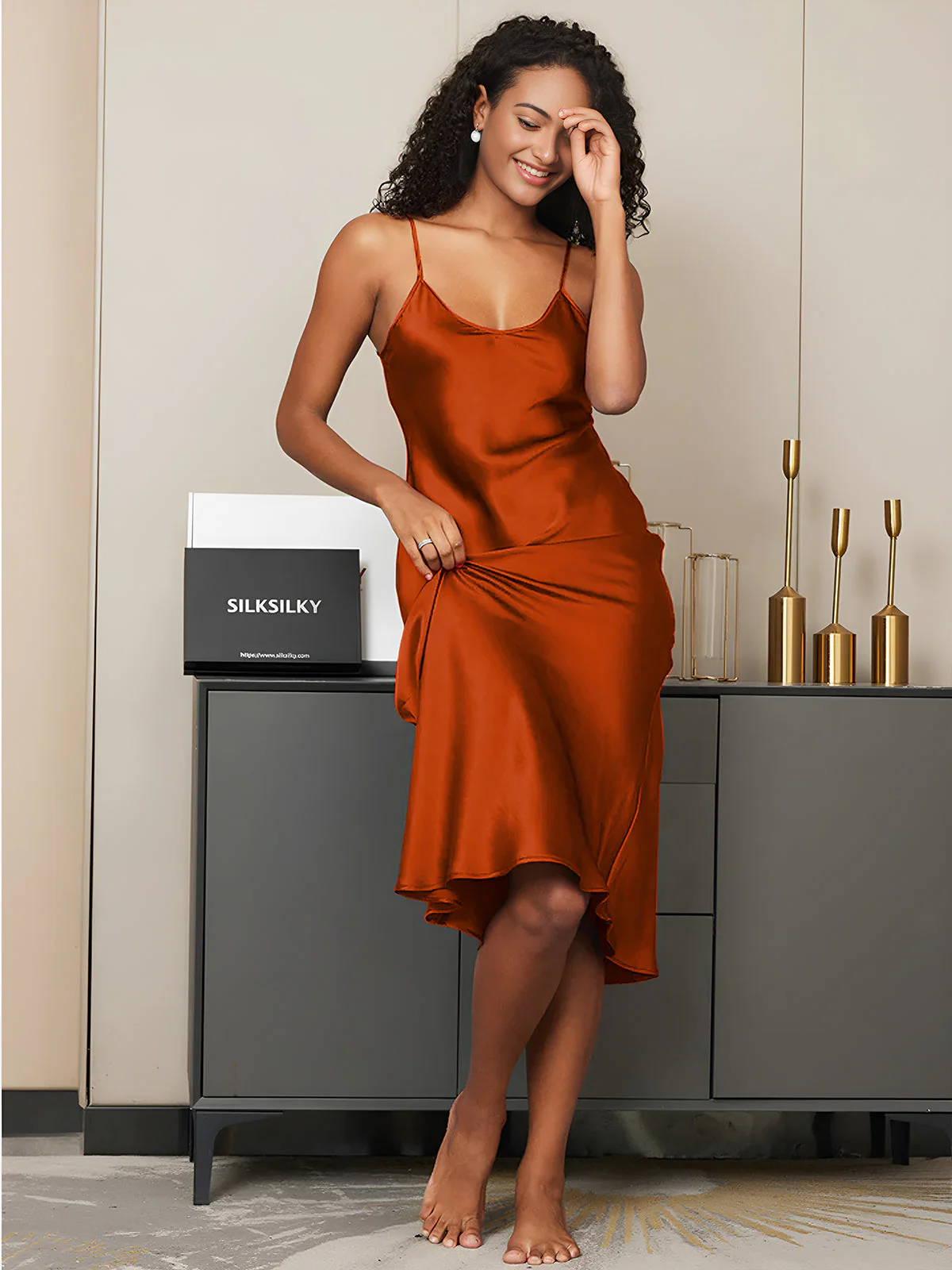 Robe Longue en Soie avec Bretelles Spaghetti - Image 57