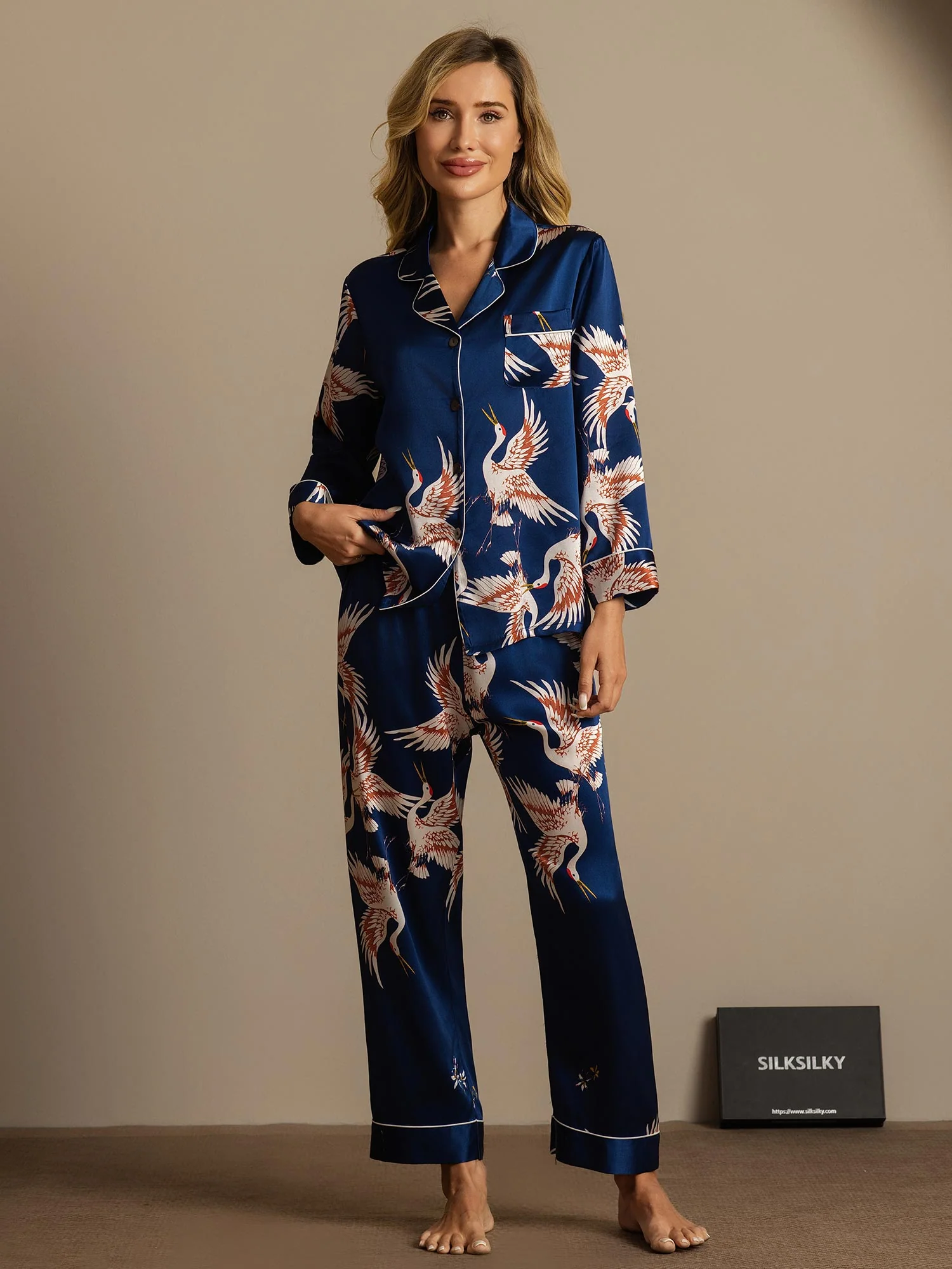 Ensemble De Pyjama En Soie Pure 19Momme Pour Femme À Revers Et À Manches Longues Avec Imprimé Grue - Image 10